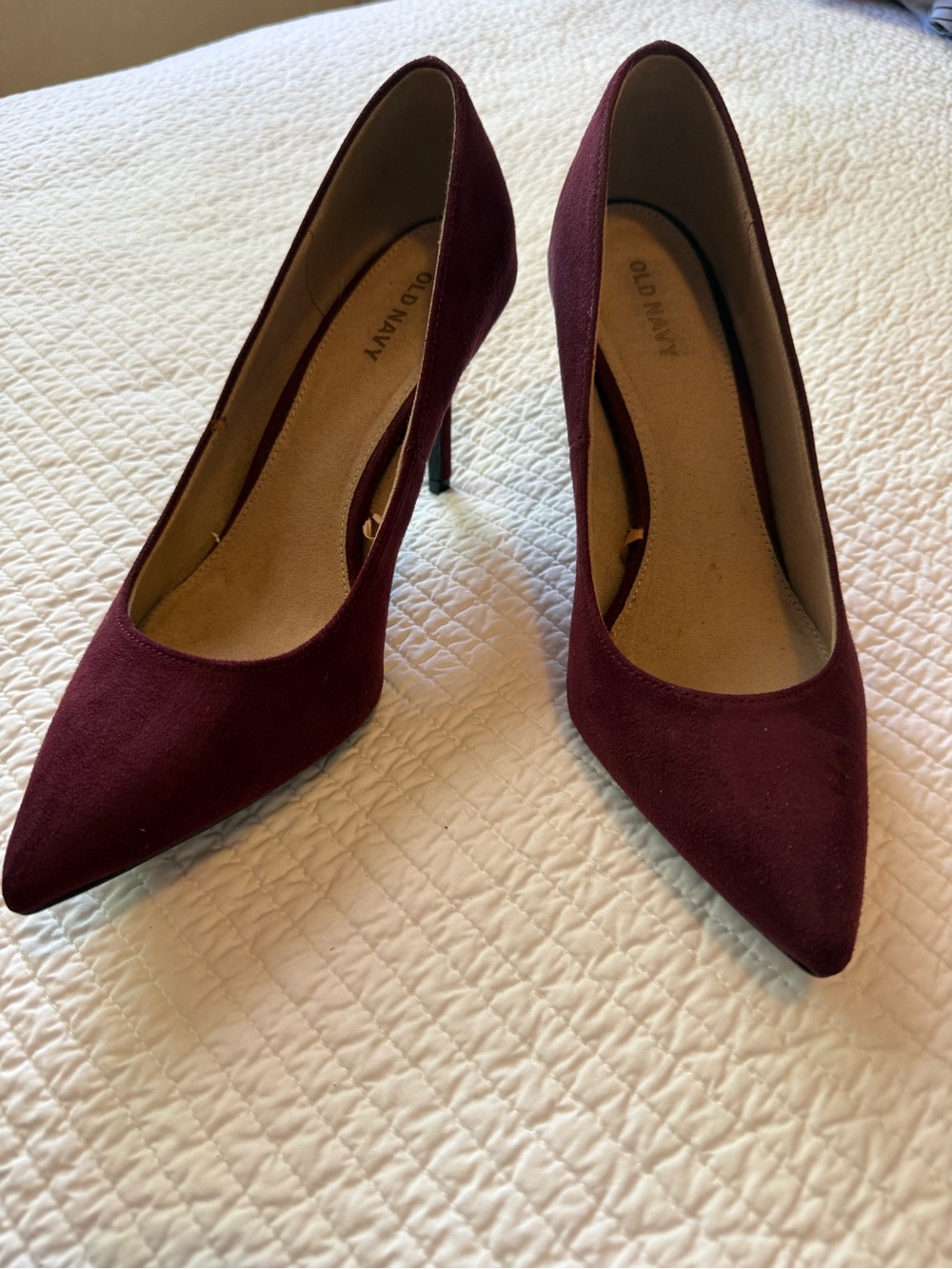 Women's Burgundy Pointed-Toe Stiletto Heels